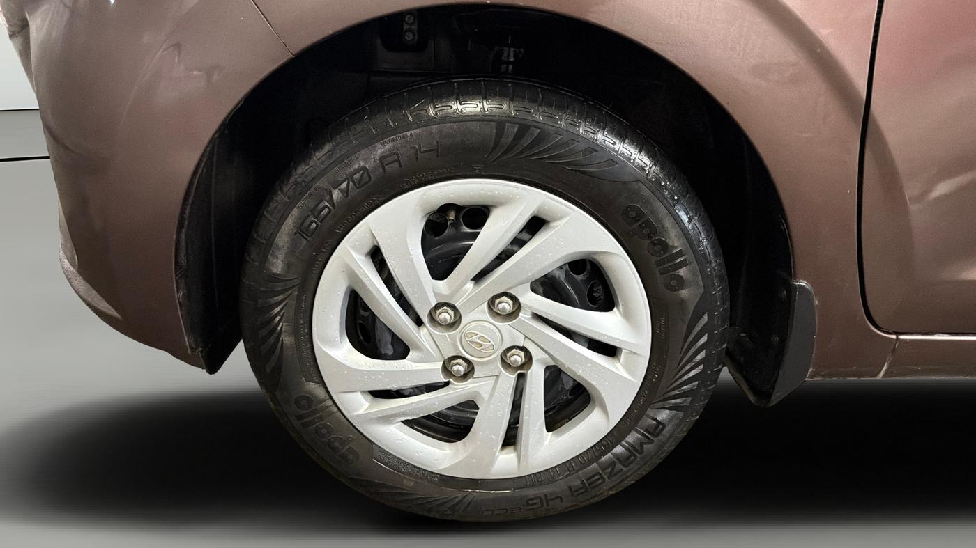 2022 Hyundai AURA S 1.2 CNG, CNG, Manual, 89,601 km, Left Front Wheel