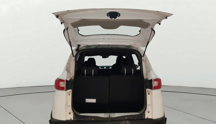 2023 Renault TRIBER RXZ, Petrol, Manual, 33,265 km, Boot Door Open