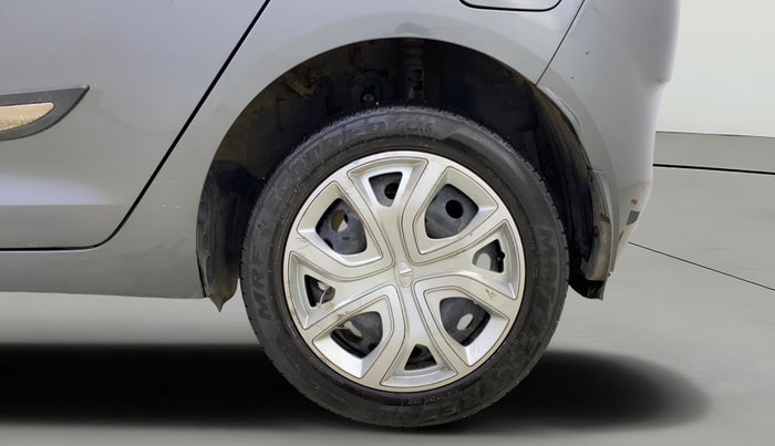 2023 Tata ALTROZ XM PLUS SUNROOF, Petrol, Manual, 19,692 km, Left Rear Wheel