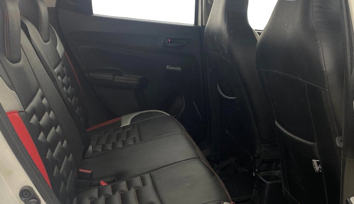 2020 Maruti Swift LXI, Petrol, Manual, 32,747 km, Right Side Rear Door Cabin