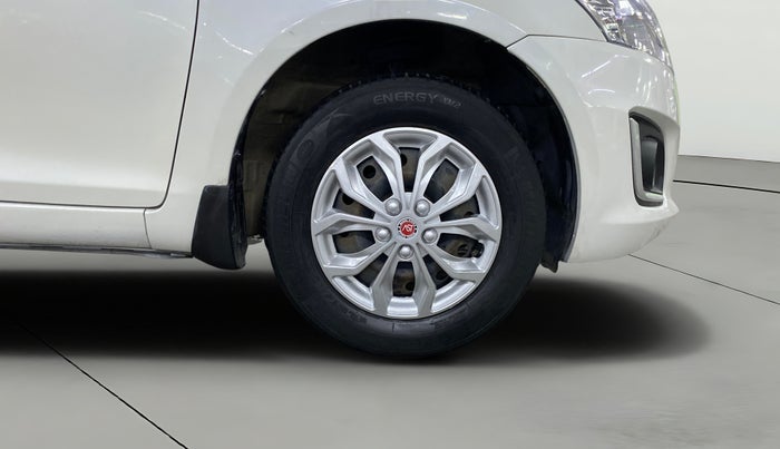 2015 Maruti Swift VXI, Petrol, Manual, 1,15,730 km, Right Front Wheel