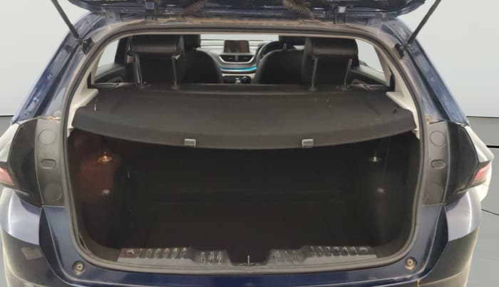 2023 Tata ALTROZ XZA + SUNROOF, Petrol, Automatic, 23,574 km, Boot Open Zoomed View