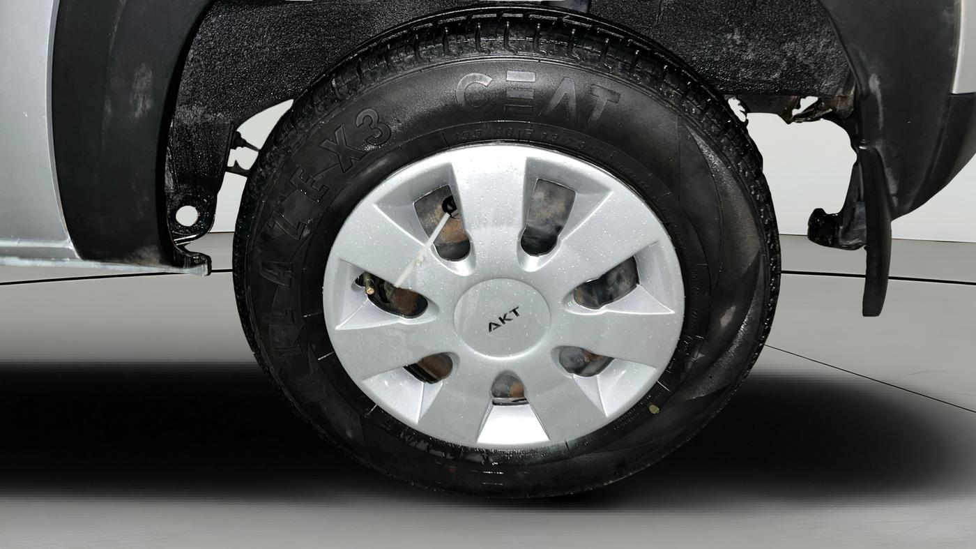 2018 Renault Kwid RXL, Petrol, Manual, 78,558 km, Left Rear Wheel