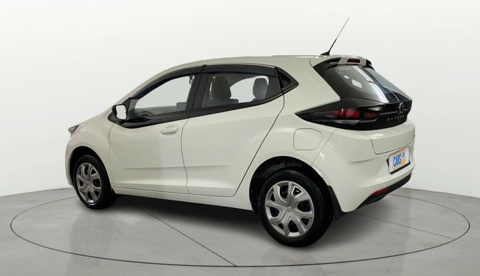 2024 Tata ALTROZ XM PLUS CNG, CNG, Manual, 10,647 km, Left Back Diagonal