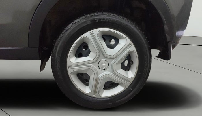 2022 Tata NEXON XM SUNROOF DIESEL, Diesel, Manual, 70,223 km, Left Rear Wheel