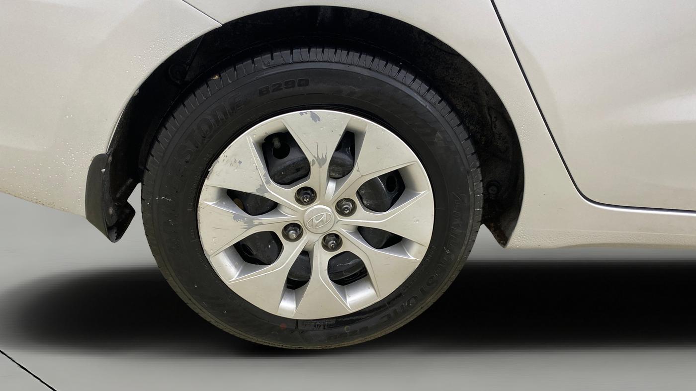 2018 Hyundai Xcent S 1.2, CNG, Manual, 99,263 km, Right Rear Wheel