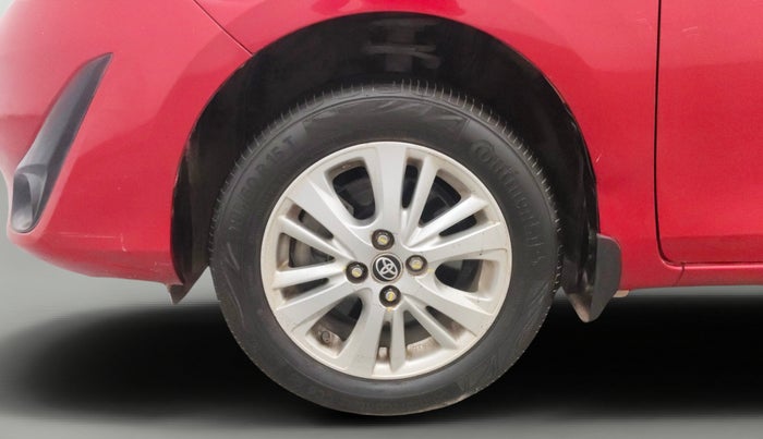 2018 Toyota YARIS V CVT, Petrol, Automatic, 16,576 km, Left Front Wheel