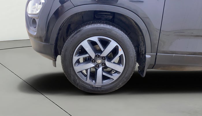 2022 Tata Harrier XZ PLUS 2.0L DARK EDITION, Diesel, Manual, 76,852 km, Left Front Wheel