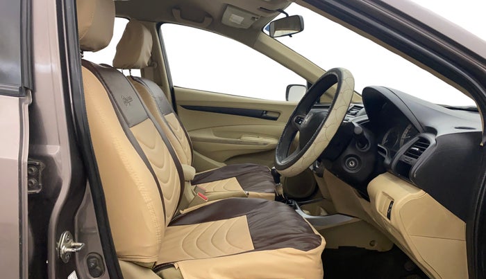 2013 Honda City 1.5L I-VTEC S MT, Petrol, Manual, 1,15,949 km, Right Side Front Door Cabin