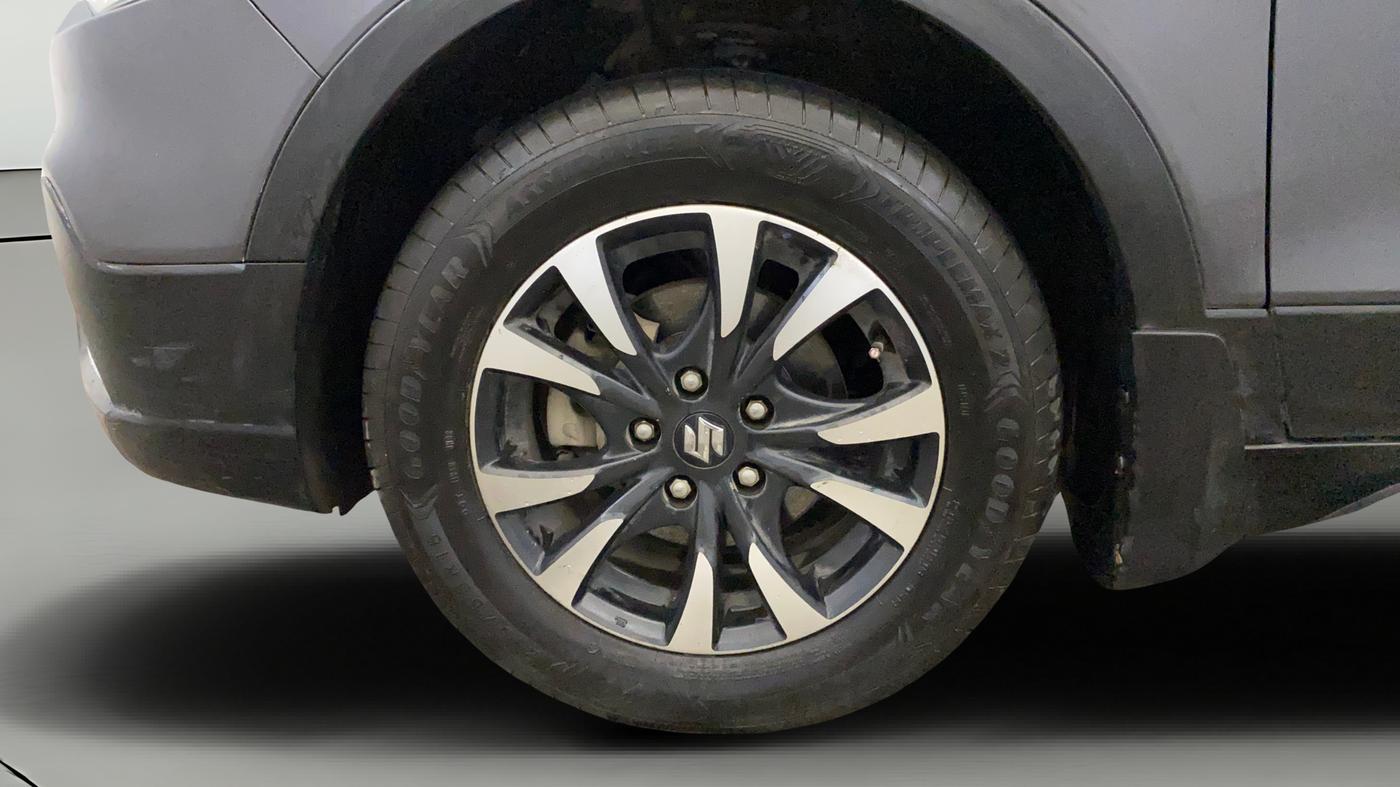 2022 Maruti S Cross ZETA 1.5, Petrol, Manual, 47,946 km, Left Front Wheel