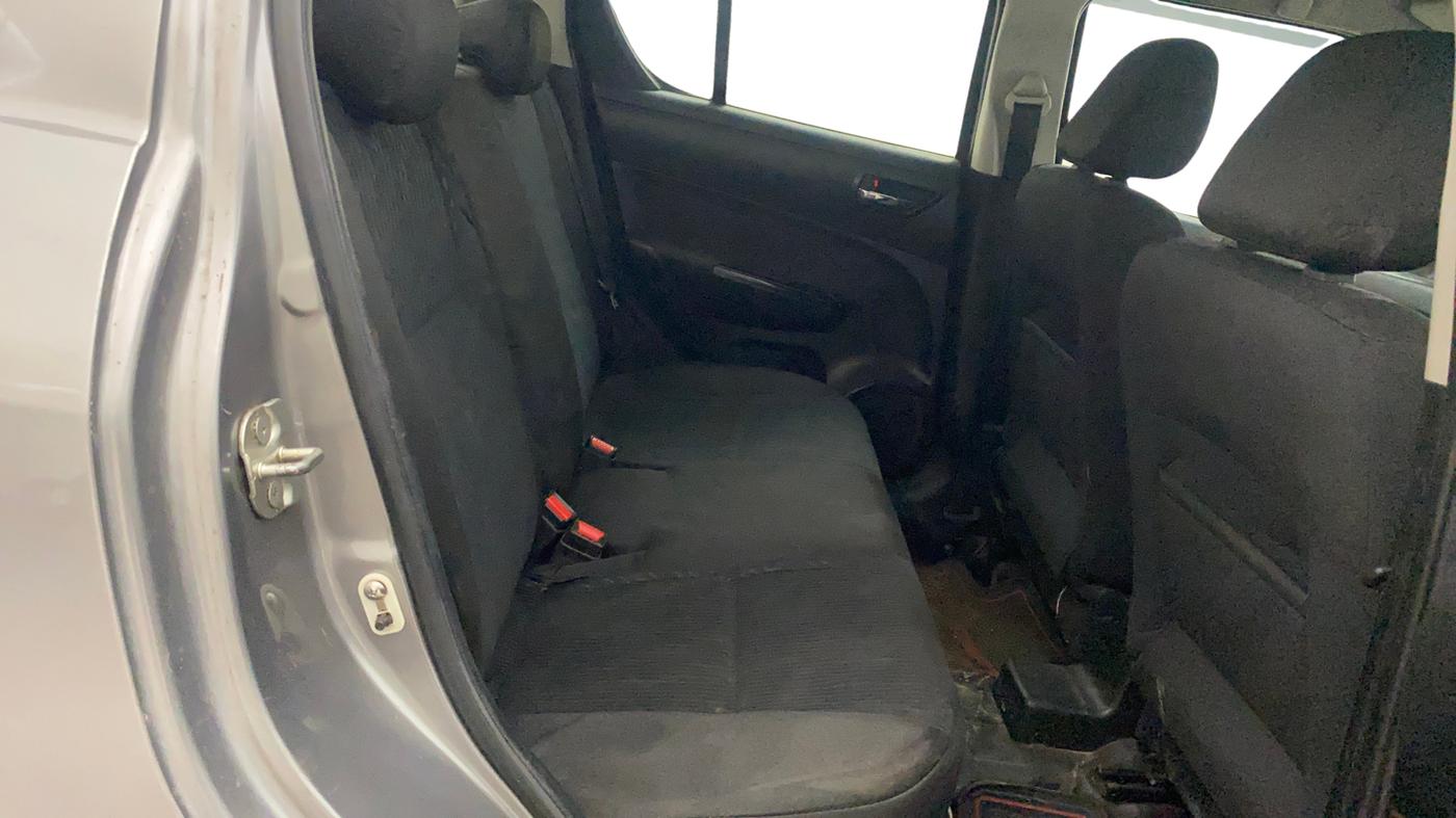 2017 Maruti Swift VXI, Petrol, Manual, 97,134 km, Right Side Rear Door Cabin
