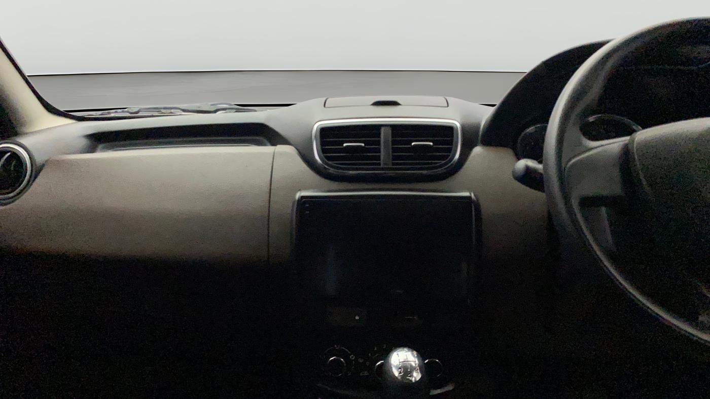 2017 Nissan Terrano XL (P), Petrol, Manual, 32,230 km, Air Conditioner