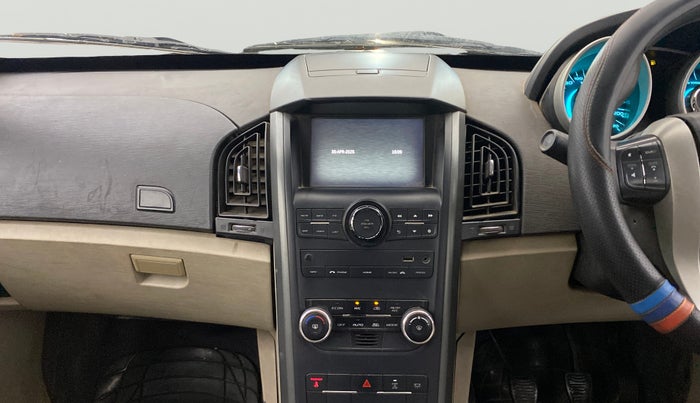 2016 Mahindra XUV500 W6, Diesel, Manual, 1,29,634 km, Air Conditioner