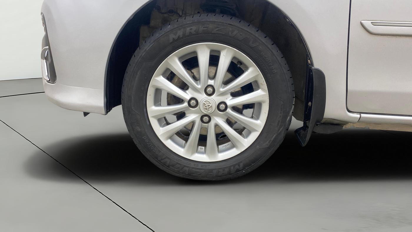 2016 Toyota Etios VX, Petrol, Manual, 90,212 km, Left Front Wheel