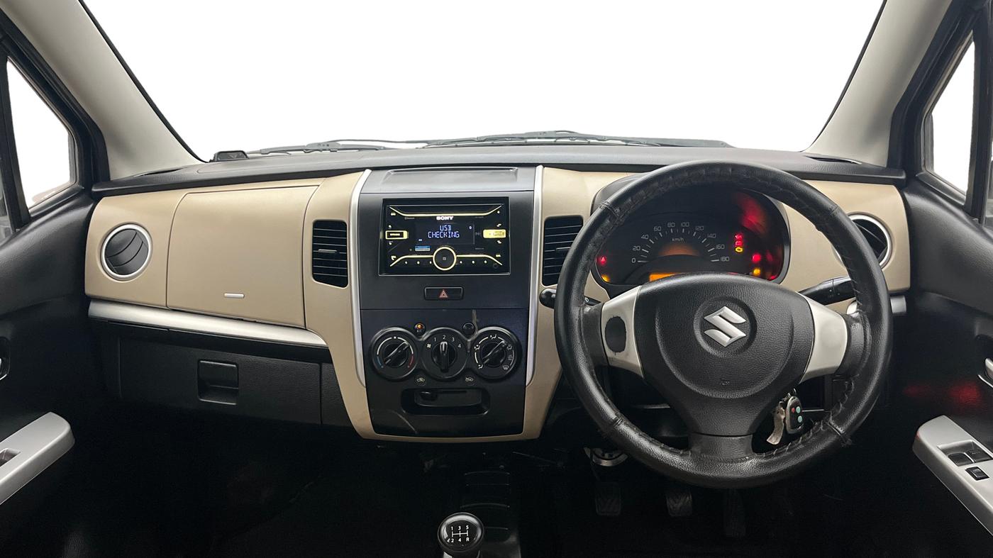 2018 Maruti Wagon R 1.0 LXI CNG, CNG, Manual, 45,243 km, Dashboard