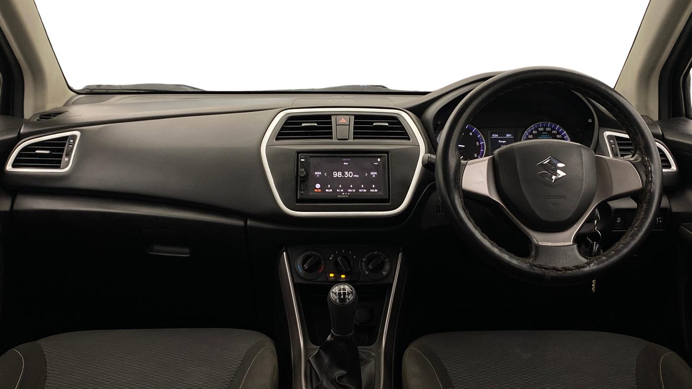 2019 Maruti S Cross SIGMA 1.3, Diesel, Manual, 71,123 km, Dashboard
