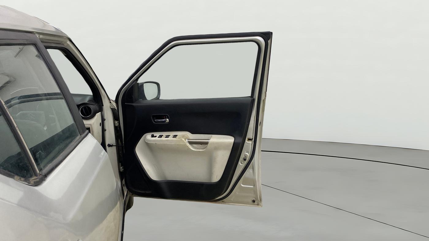 2017 Maruti IGNIS ALPHA 1.2 AMT, CNG, Automatic, 75,318 km, RHS Front Door