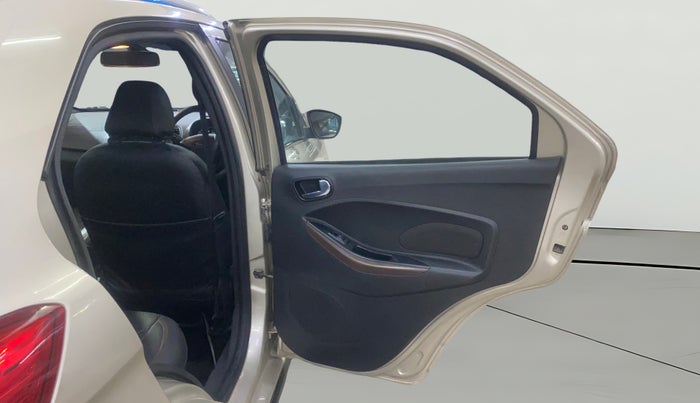 2018 Ford FREESTYLE TITANIUM PLUS 1.2 PETROL, Petrol, Manual, 44,783 km, RHS Rear Door