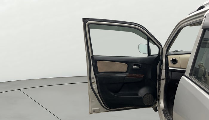 2018 Maruti Wagon R 1.0 LXI CNG, CNG, Manual, 1,07,334 km, LHS Front Door