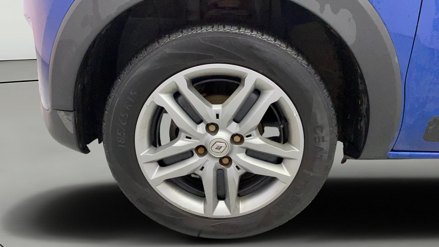 2019 Renault TRIBER RXZ, Petrol, Manual, 33,015 km, Left Front Wheel