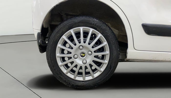 2016 Maruti Wagon R 1.0 VXI AMT, Petrol, Automatic, 80,046 km, Right Rear Wheel