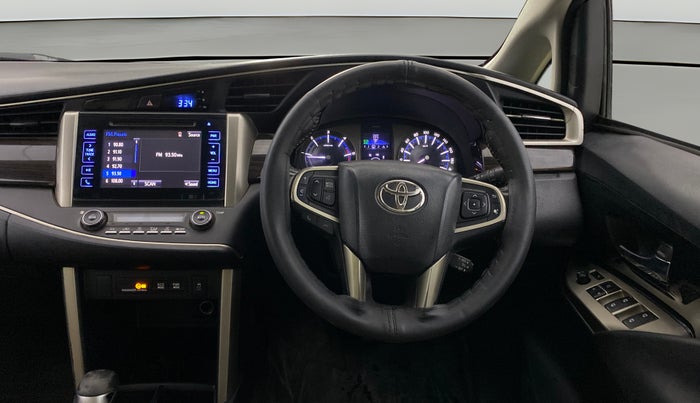 2016 Toyota Innova Crysta 2.8 ZX AT 7 STR, Diesel, Automatic, 1,25,744 km, Steering Wheel Close Up