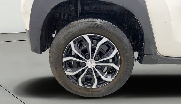 2020 Mahindra KUV 100 NXT K4+ P 6 STR, Petrol, Manual, 55,833 km, Right Rear Wheel