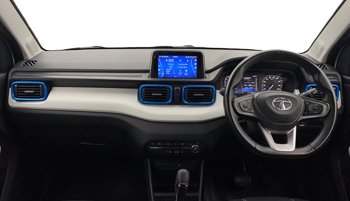 2022 Tata PUNCH CREATIVE AMT 1.2 RTN DUAL TONE, Petrol, Automatic, 10,270 km, Dashboard
