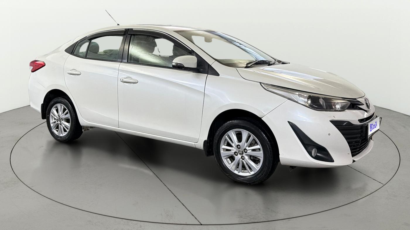 2018 Toyota YARIS V CVT, Petrol, Automatic, 98,237 km, SRP