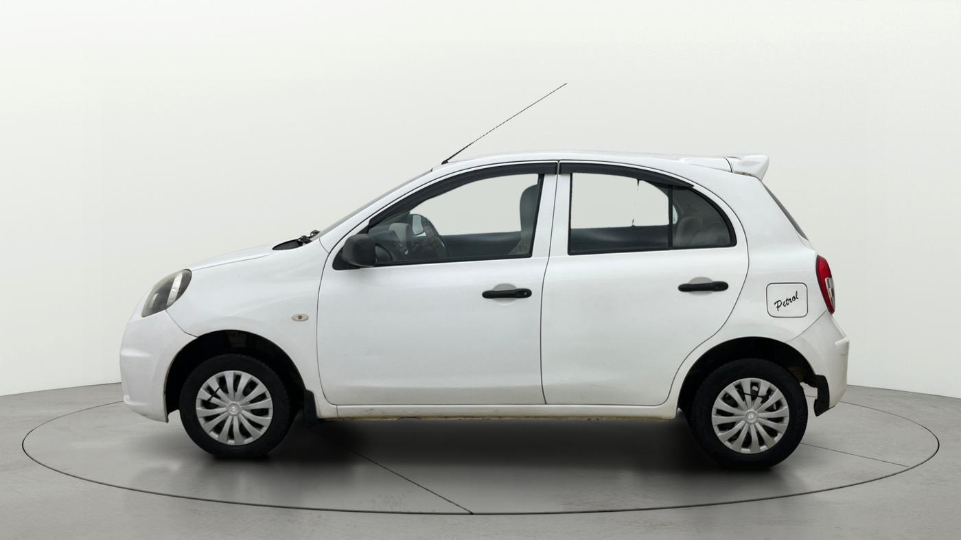2016 Nissan Micra Active XL, Petrol, Manual, 33,839 km, Left Side