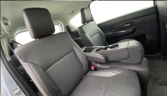 2022 Maruti XL6 ALPHA PLUS MT, Petrol, Manual, 29,112 km, Right Side Rear Door Cabin