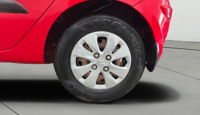 2013 Hyundai i10 MAGNA 1.2, Petrol, Manual, 42,042 km, Left Rear Wheel