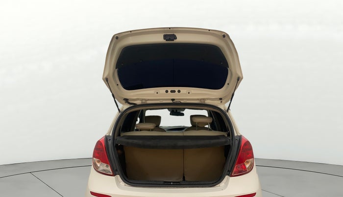 2012 Hyundai i20 ASTA 1.2, Petrol, Manual, 1,01,417 km, Boot Door Open