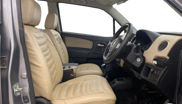 2017 Maruti Wagon R 1.0 VXI+, CNG, Manual, 39,435 km, Right Side Front Door Cabin