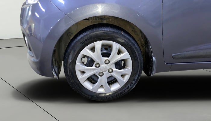 2016 Hyundai Grand i10 SPORTZ 1.2 KAPPA VTVT, Petrol, Manual, 24,298 km, Left Front Wheel