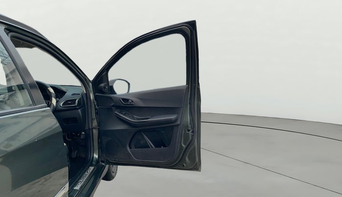 2021 Tata TIAGO NRG XZ MT, Petrol, Manual, 61,724 km, RHS Front Door