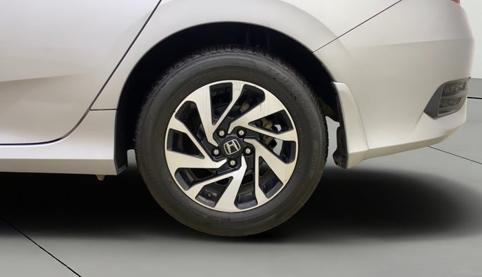 2020 Honda Civic 1.8L I-VTEC V CVT, Petrol, Automatic, 1,04,898 km, Left Rear Wheel