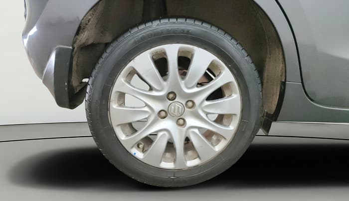 2017 Maruti Baleno ALPHA PETROL 1.2, Petrol, Manual, 57,307 km, Right Rear Wheel