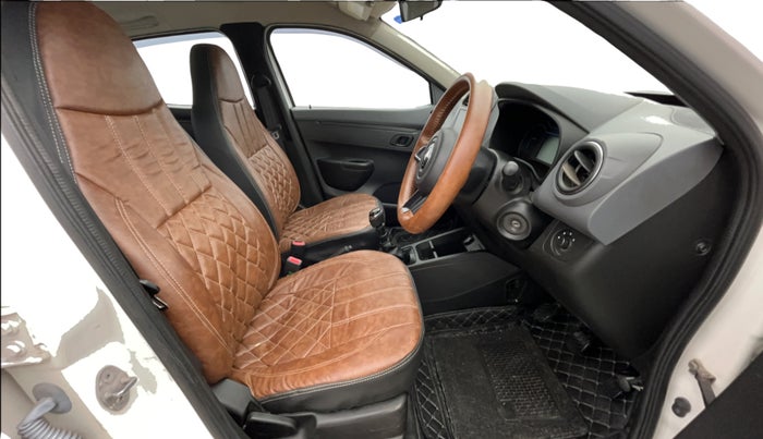 2021 Renault Kwid RXT 1.0 (O), Petrol, Manual, 24,174 km, Right Side Front Door Cabin