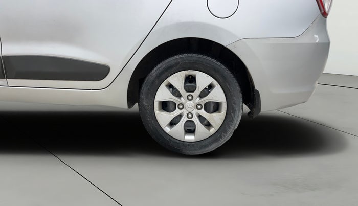 2015 Hyundai Xcent S 1.2, Petrol, Manual, 44,917 km, Left Rear Wheel