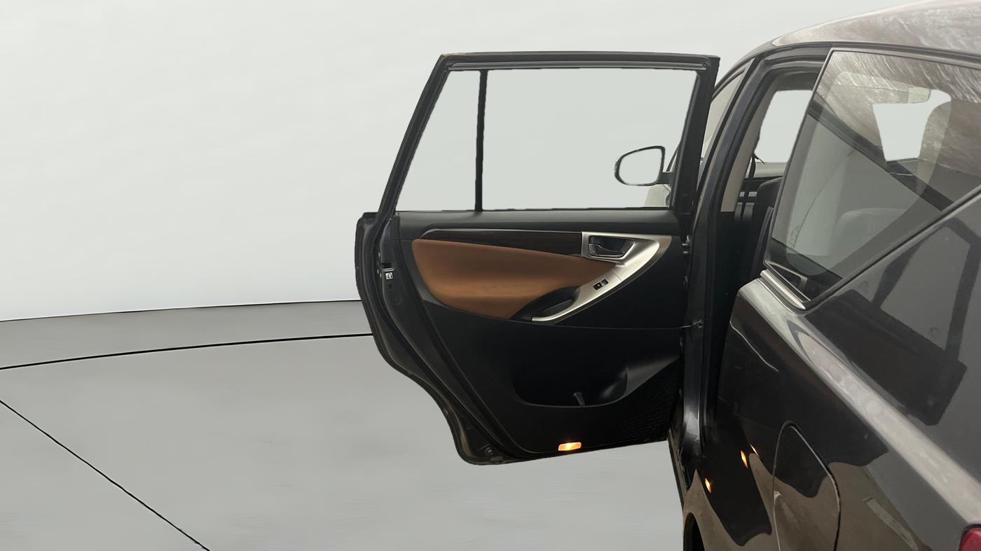 2019 Toyota Innova Crysta 2.7 ZX AT 7 STR, Petrol, Automatic, 66,049 km, LHS Rear Door