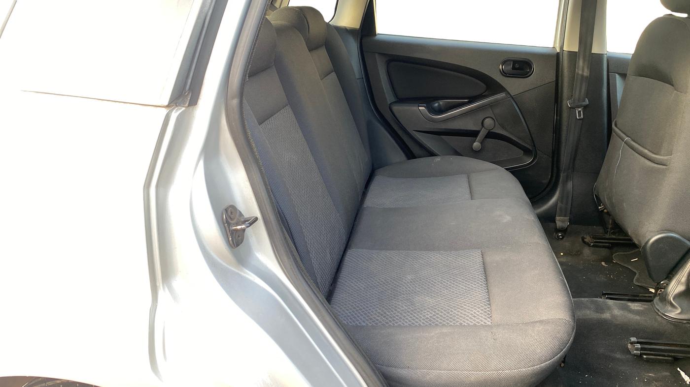2013 Ford Figo EXI 1.4 DIESEL, Diesel, Manual, 91,497 km, Right Side Rear Door Cabin