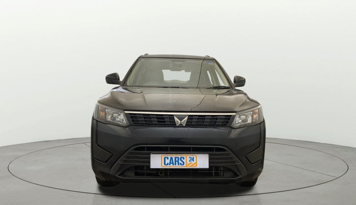 2023 Mahindra XUV300 W4 1.2 PETROL, Petrol, Manual, 24,358 km, Front