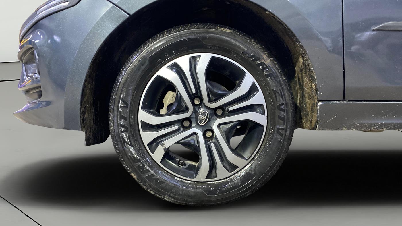 2023 Tata Tiago XT PETROL, Petrol, Manual, 15,665 km, Left Front Wheel