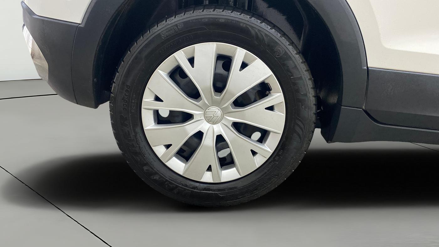 2024 Volkswagen TAIGUN COMFORTLINE 1.0 TSI MT, Petrol, Manual, 14,924 km, Right Rear Wheel