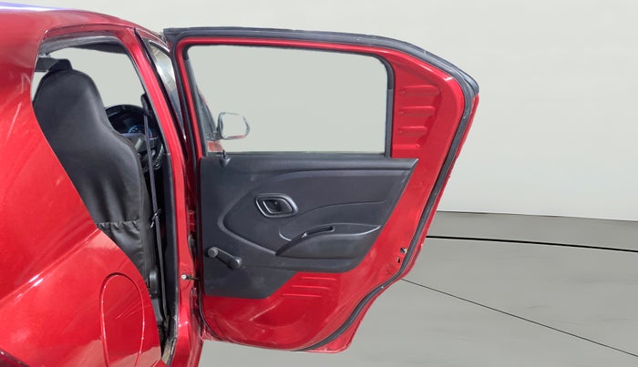 2017 Datsun Redi Go T (O), Petrol, Manual, 19,725 km, RHS Rear Door