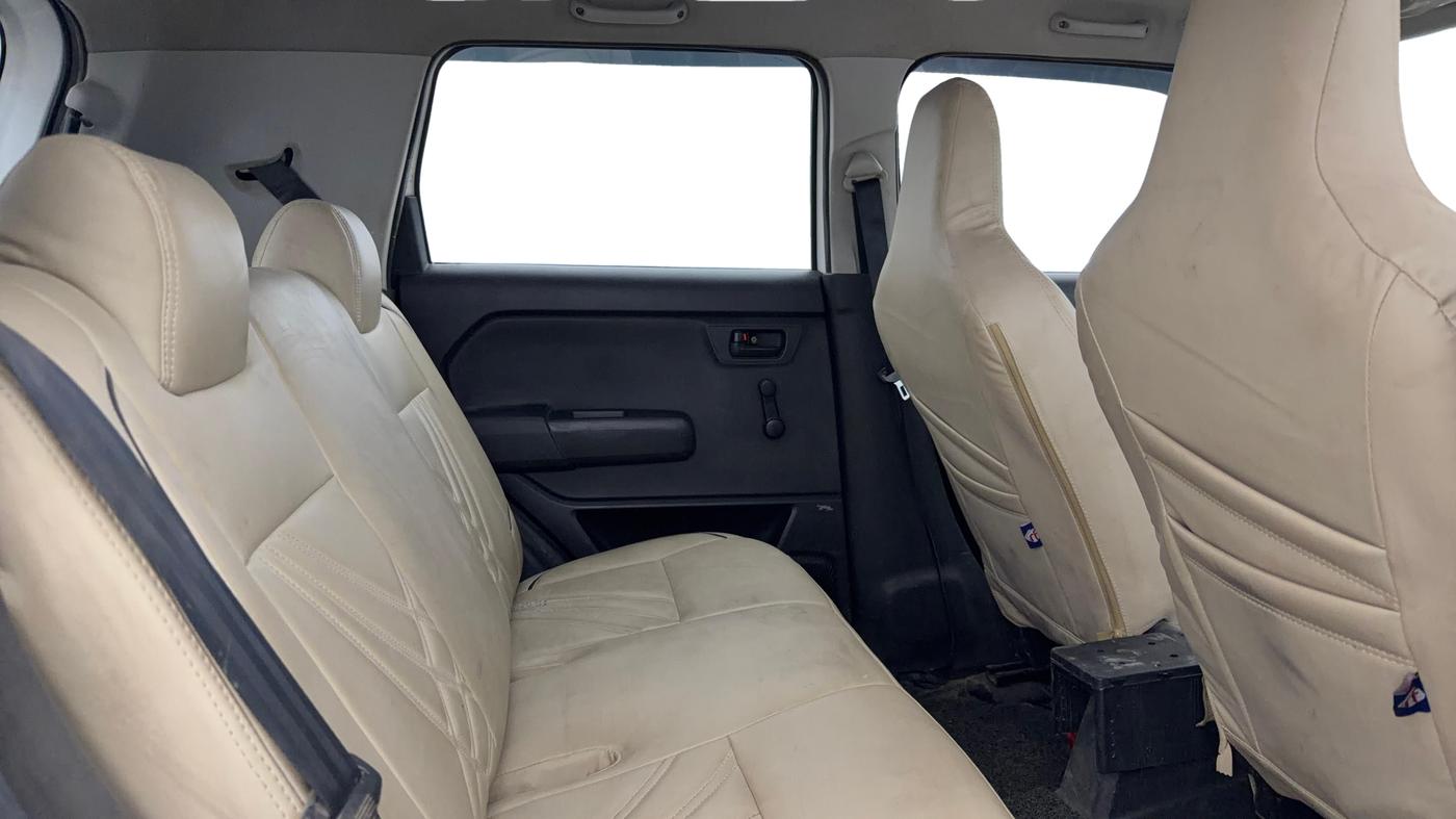 2019 Maruti New Wagon-R LXI CNG 1.0, CNG, Manual, 65,586 km, Right Side Rear Door Cabin