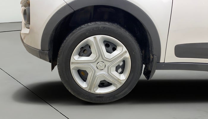 2021 Tata NEXON XMA PETROL, Petrol, Automatic, 59,671 km, Left Front Wheel