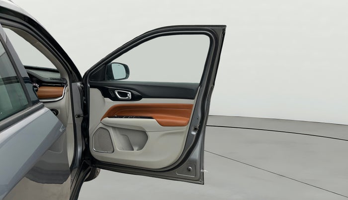 2021 Jeep Compass LIMITED (O) 2.0 DIESEL, Diesel, Manual, 81,139 km, RHS Front Door