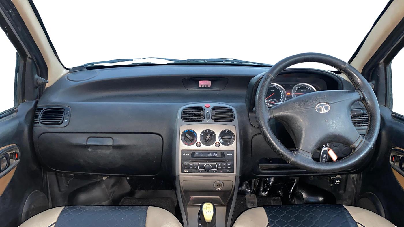 2016 Tata Indigo ECS LX TDI, Diesel, Manual, 1,28,232 km, Dashboard